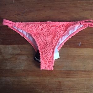 NEVER WORN/TAG ATTACHED SWIM SUIT BOTTOMS